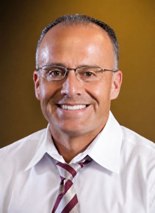 Luis_Robles_Attorney_Headshot